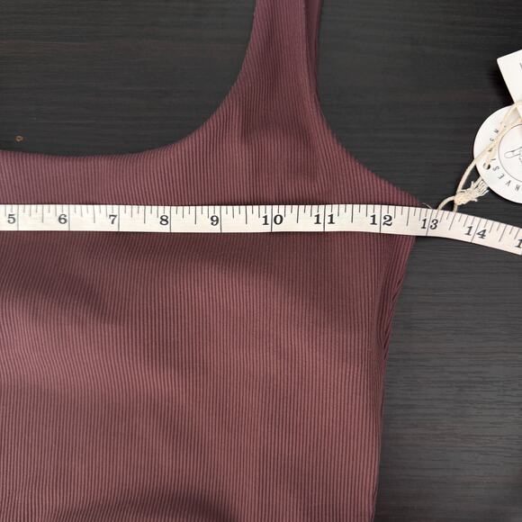 Vuori Studio One Piece Womens XS Ribbed Romper Run Gym Chestnut Extra Small NEW - Picture 8 of 10